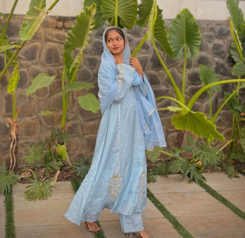 Anarkali Suit Set With Hand Embroidery